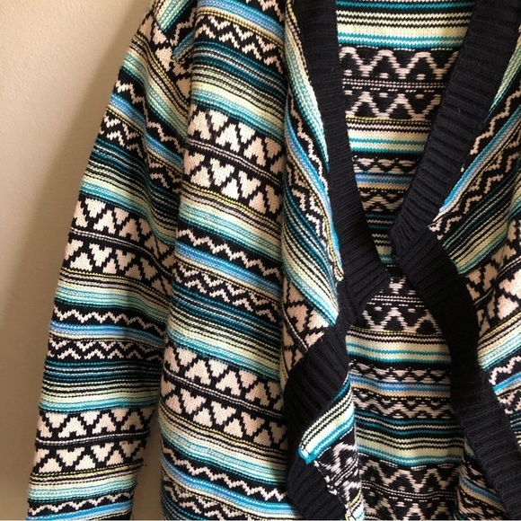 Altar'd State Aztec Stripe Open Front Long Cardigan Oversized Women's Sz Medium - Picture 5 of 9